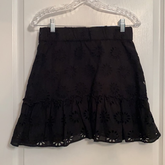 Zara Black Eyelet Skirt - Picture 3 of 5